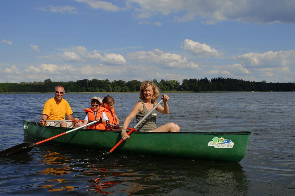 Camping-Und Ferienpark Havelberge Gross Quassow Екстер'єр фото